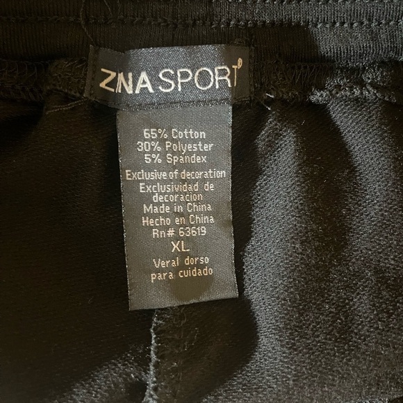 ZNA Sports Men's Black Casual Shorts Size XL Zipper Pockets - Picture 4 of 4